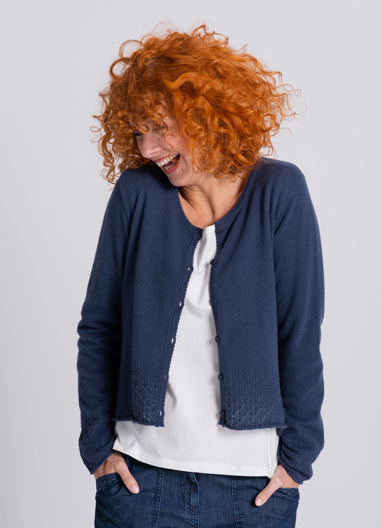 HEIDEKÖNIGIN Strickjacke mit Ajourkante