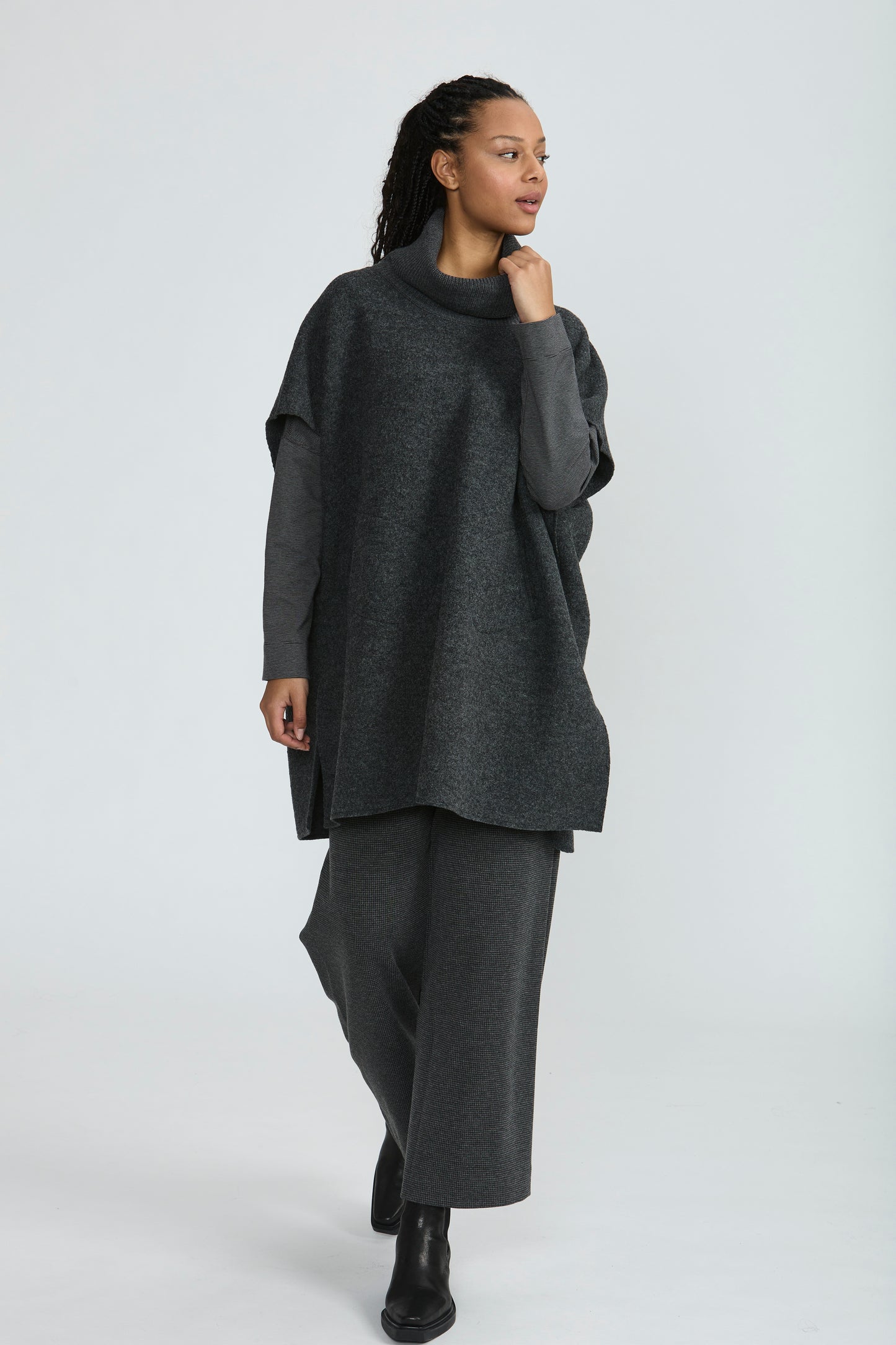 VETONO Poncho (Farbe Kohle)