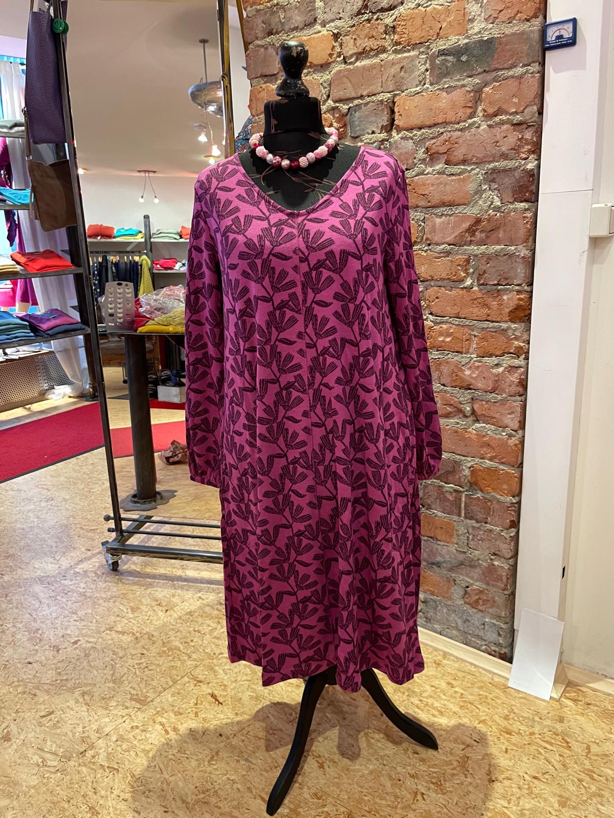 HEIDEKÖNIGIN Kleid V-Ausschnitt Amika