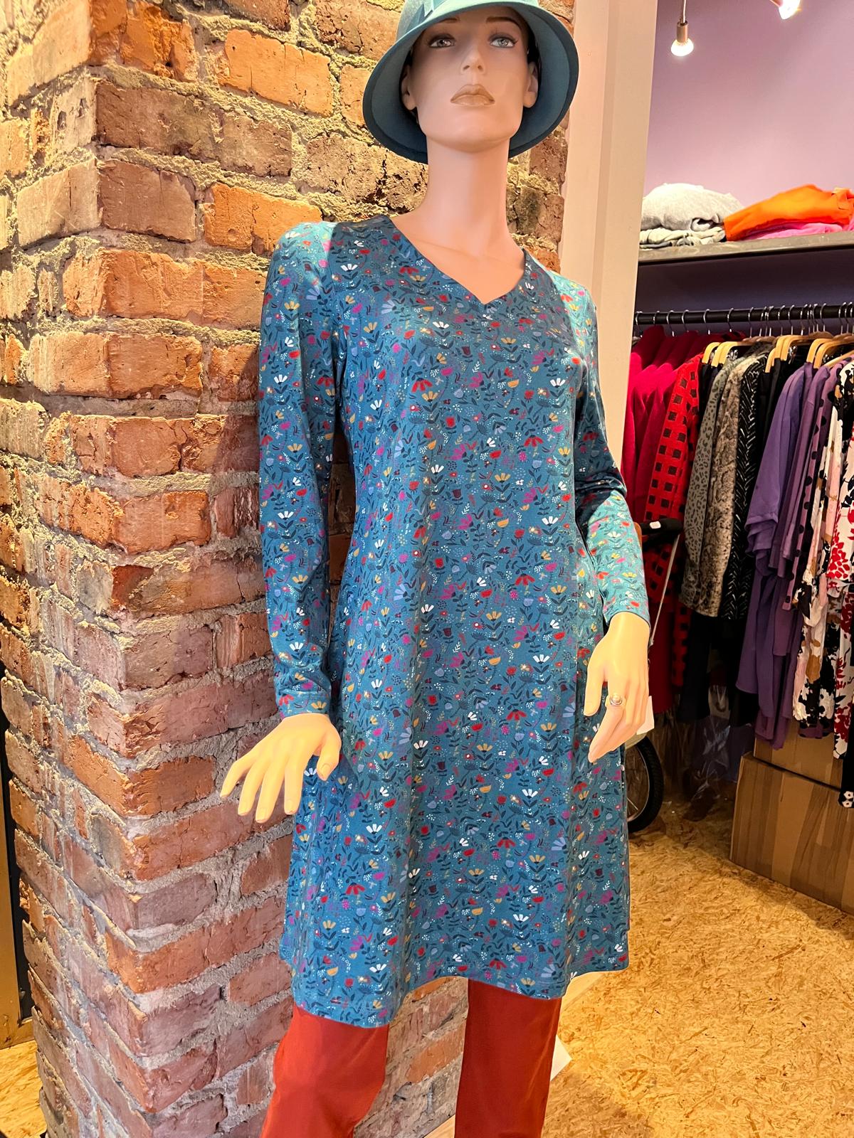 HEIDEKÖNIGIN Kleid V-Ausschnitt Finja GOTS