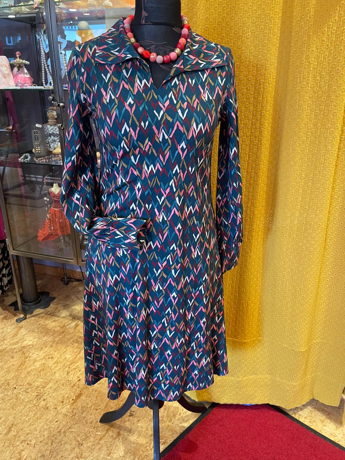 Du Milde Kleid Victory du Caroline